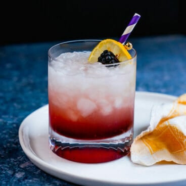 Bramble cocktail
