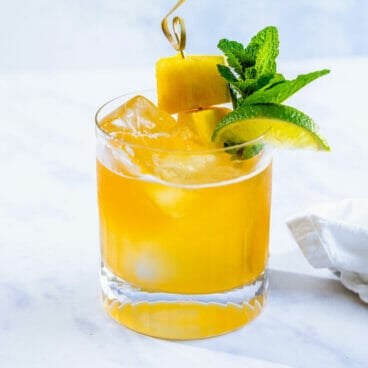 Pineapple rum cocktail