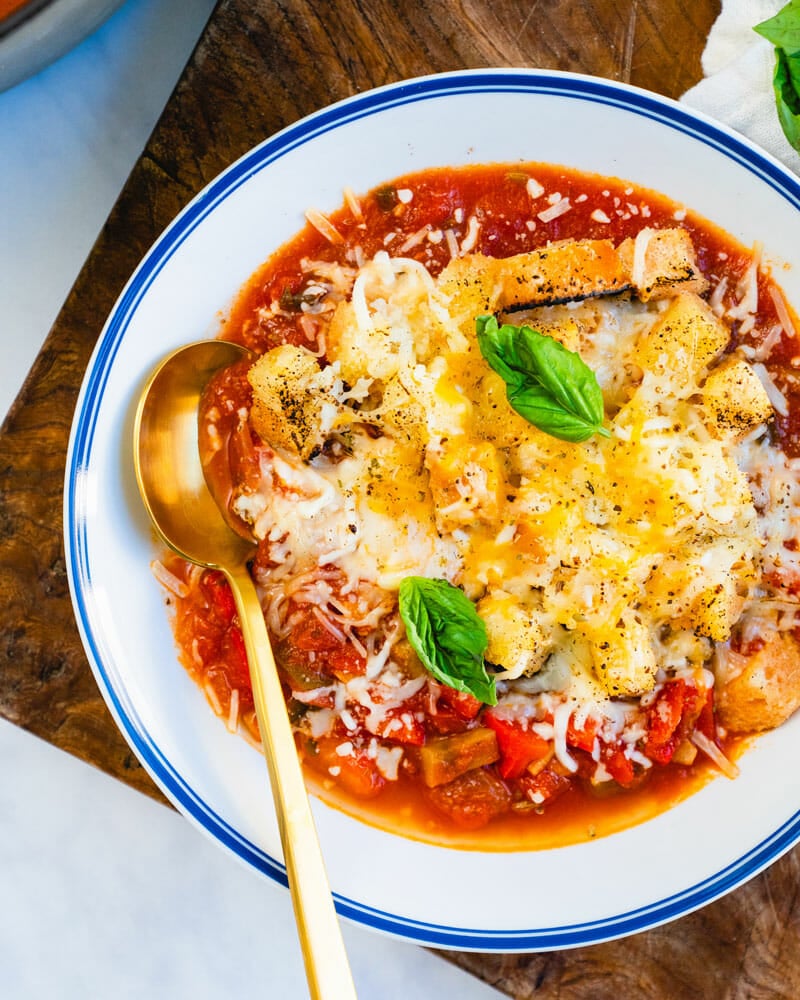Pizza soup