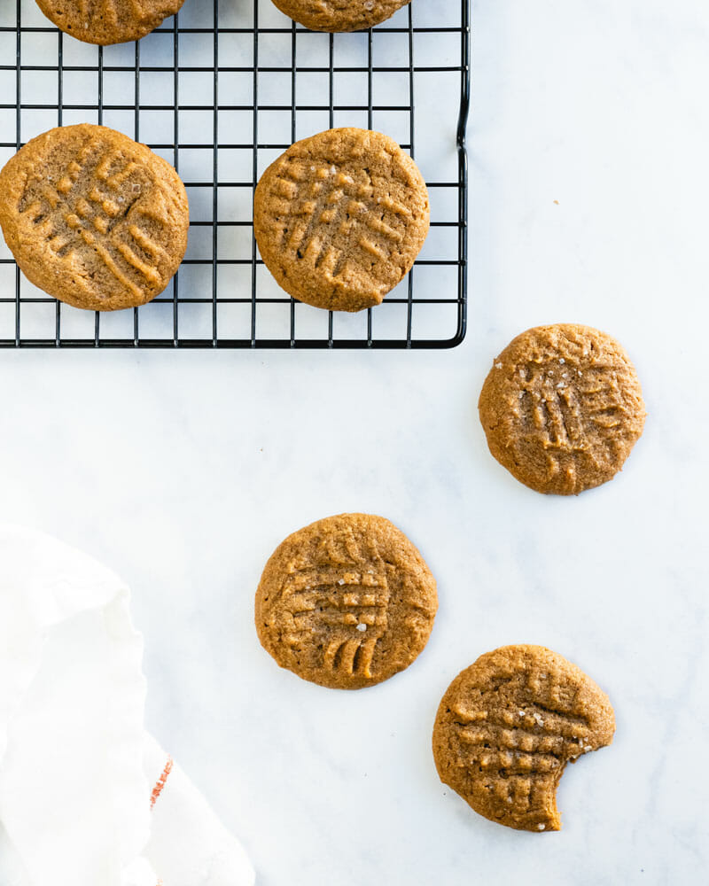 Flourless peanut butter cookies