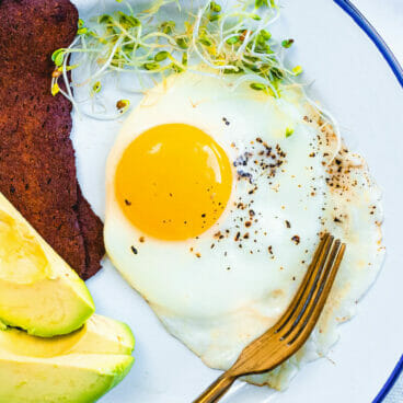 Sunny side up eggs