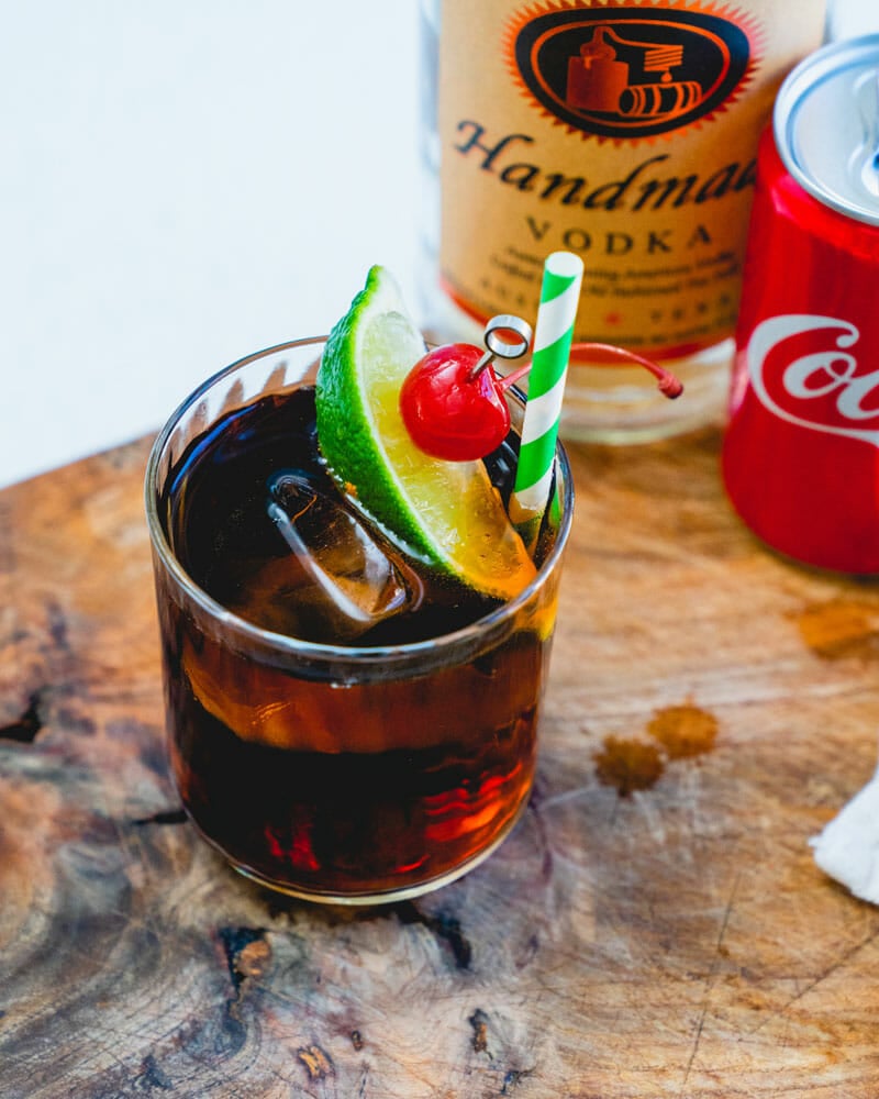 How to make vodka and coke