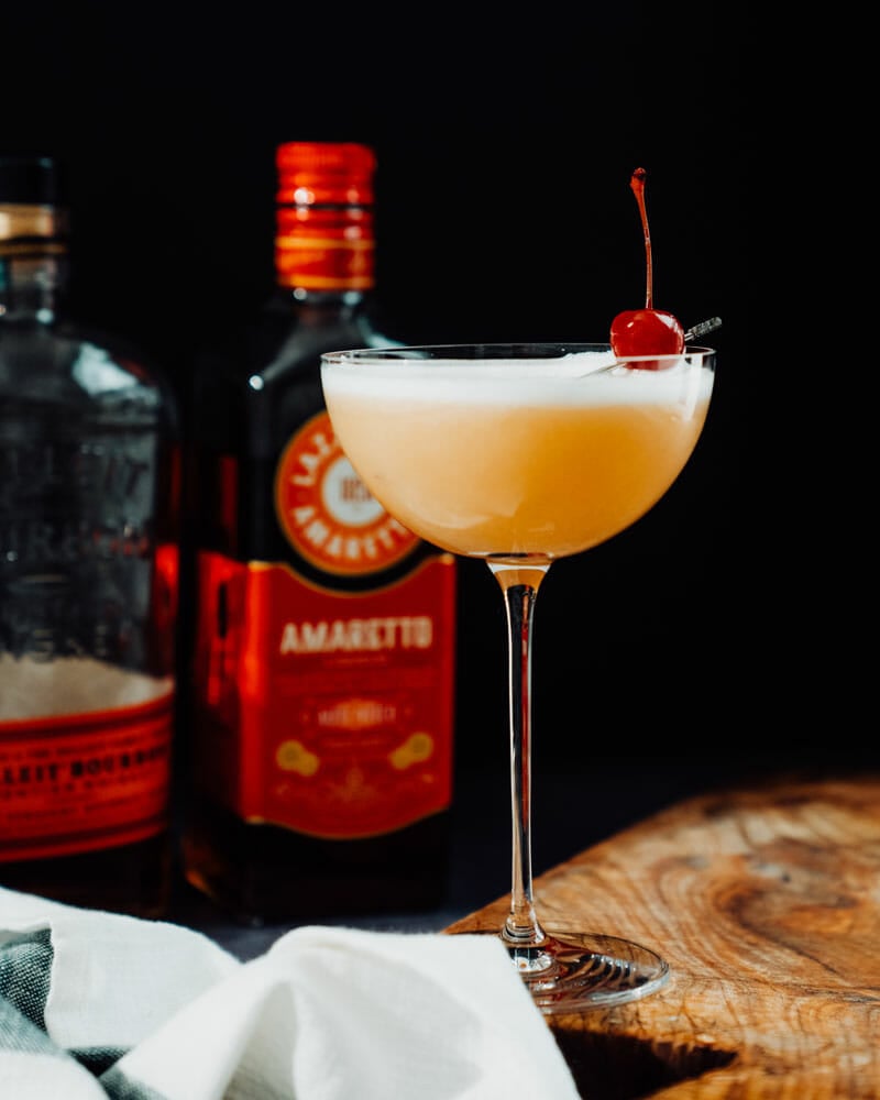 Amaretto whiskey sour