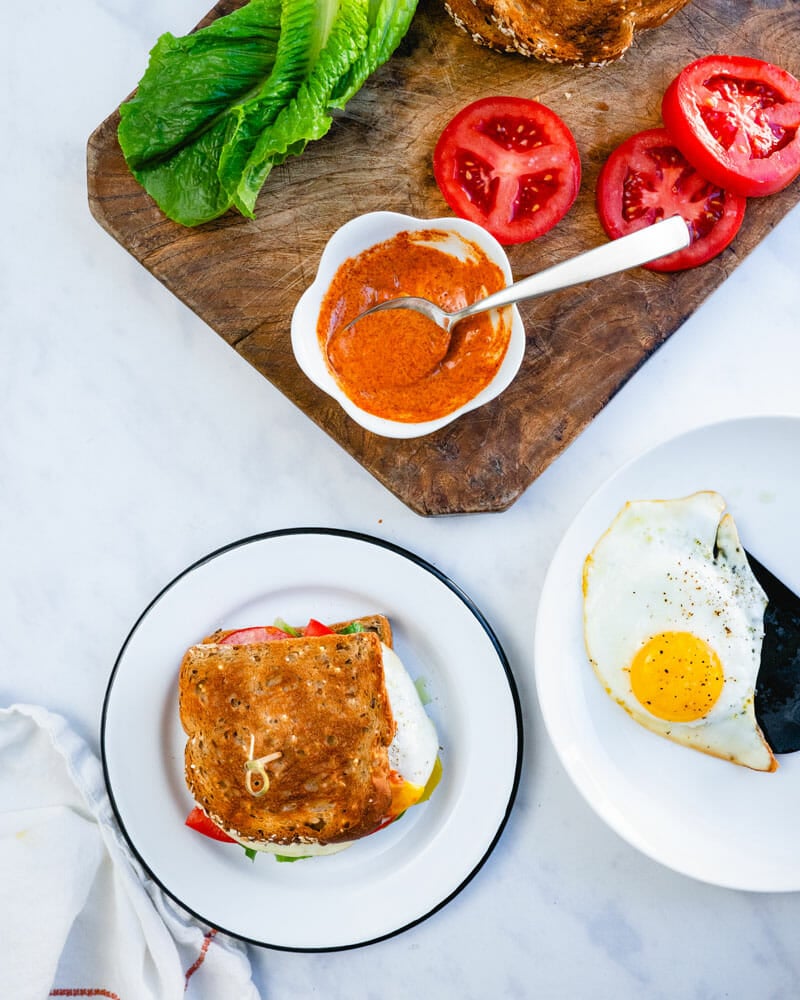 How to make egg sandwich