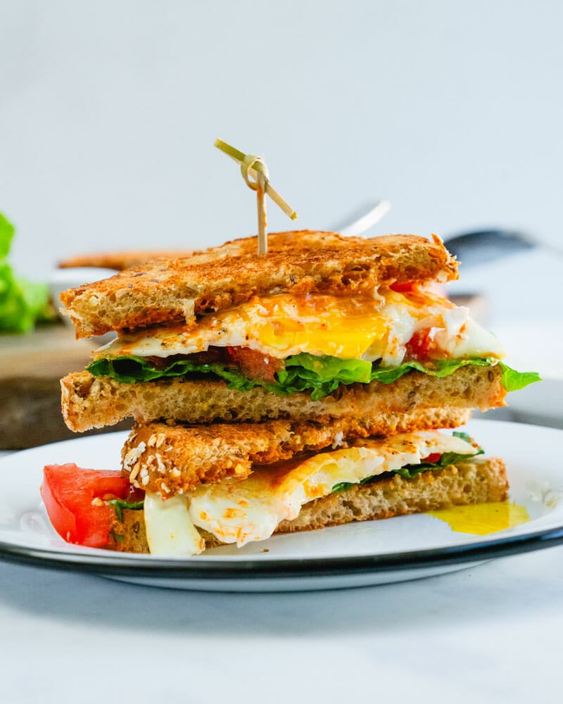 Fried egg sandwich