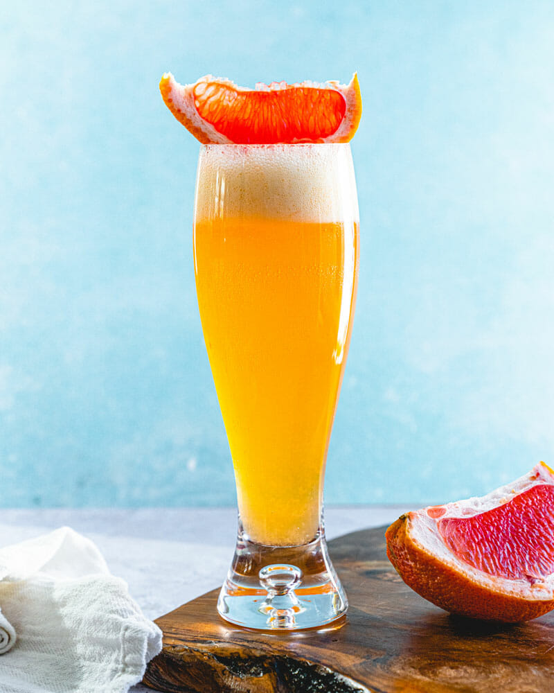 Grapefruit shandy