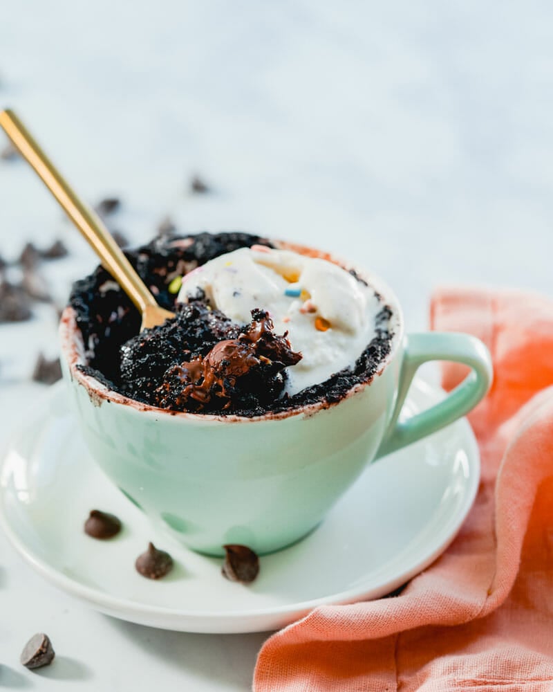 Vegan mug cake