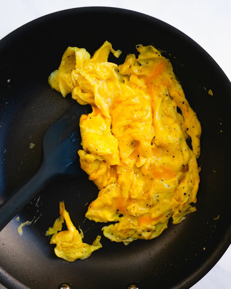 How to make scrambled eggs