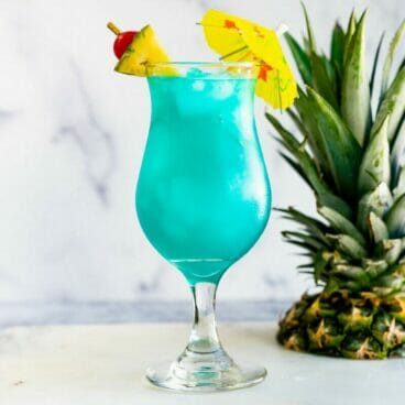 Blue Hawaii drink