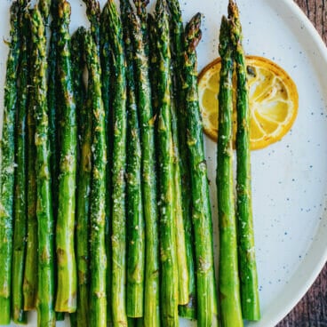 Broiled asparagus