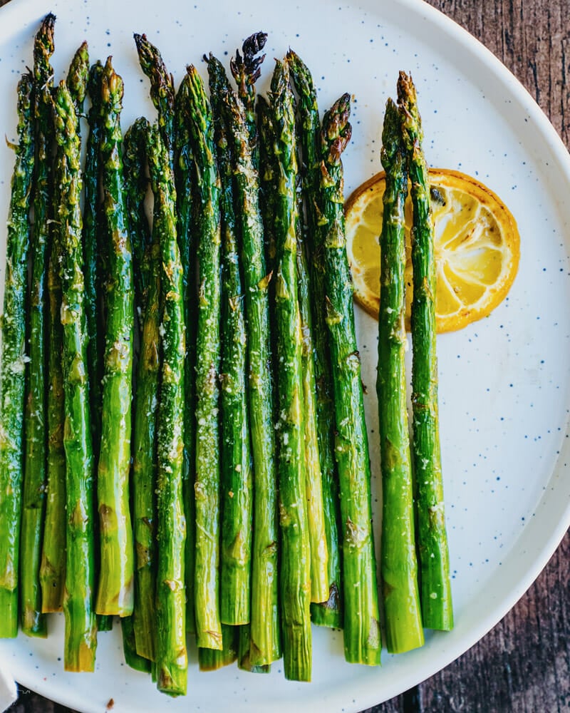 Broiled asparagus
