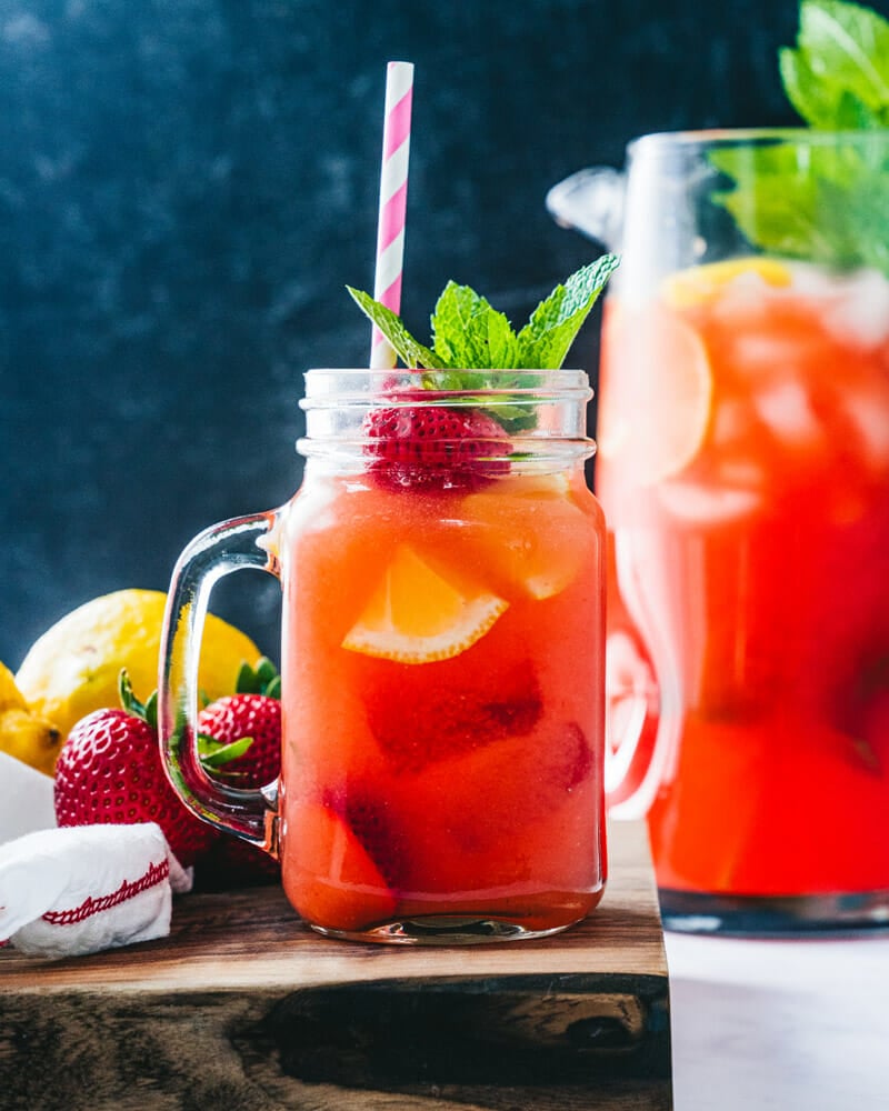 Strawberry lemonade