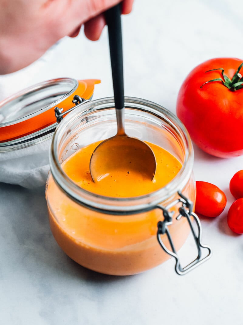 Tomato salad dressing