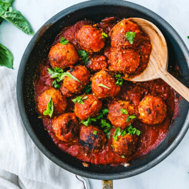 Vegan meatballs