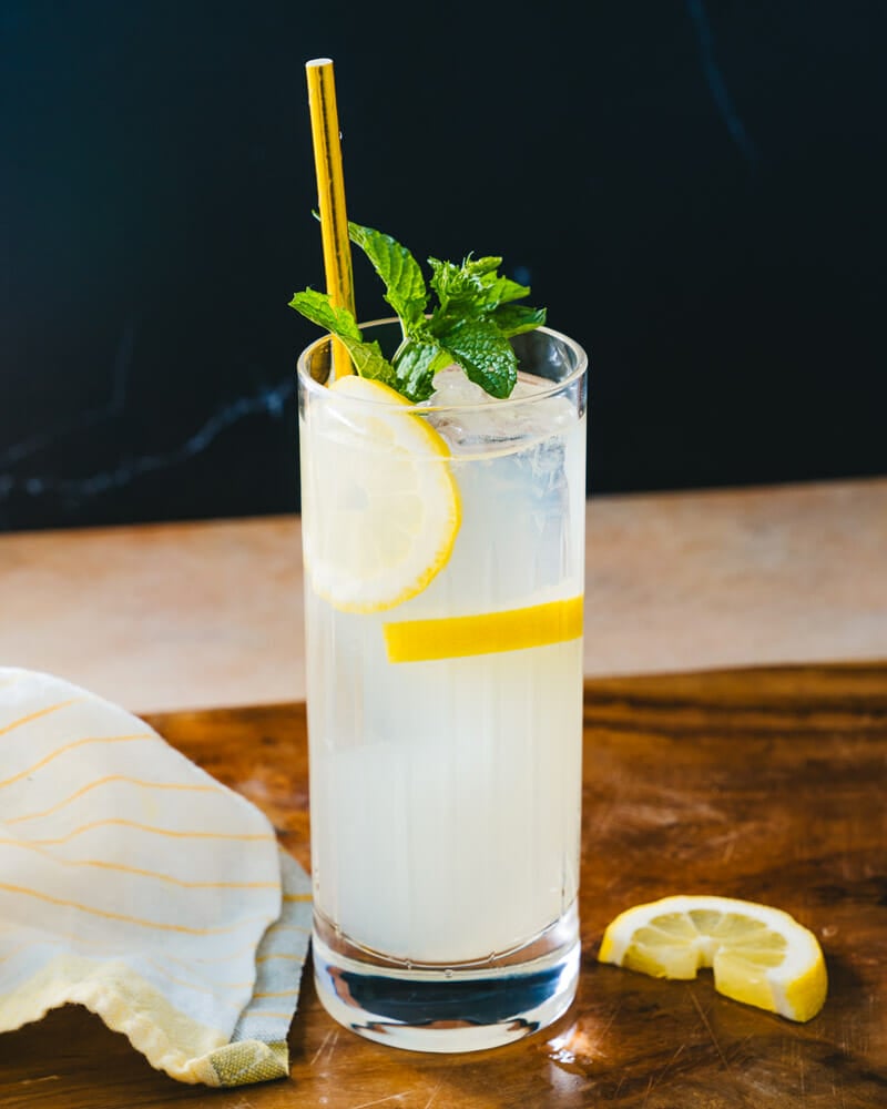 Gin and lemonade