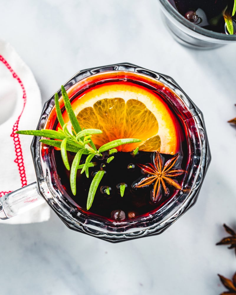 Hot alcoholic drinks, hot cocktails