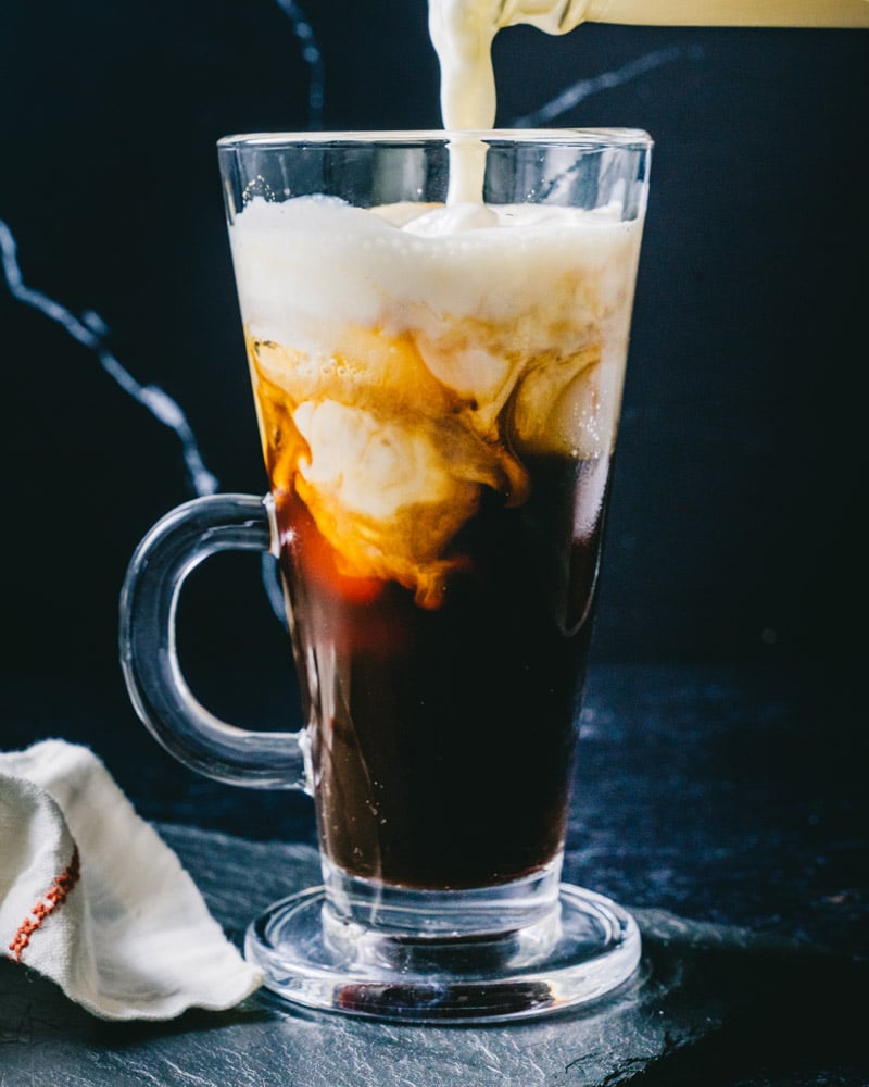 Iced vanilla latte