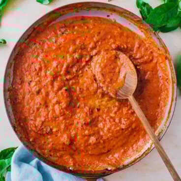 Tomato cream sauce