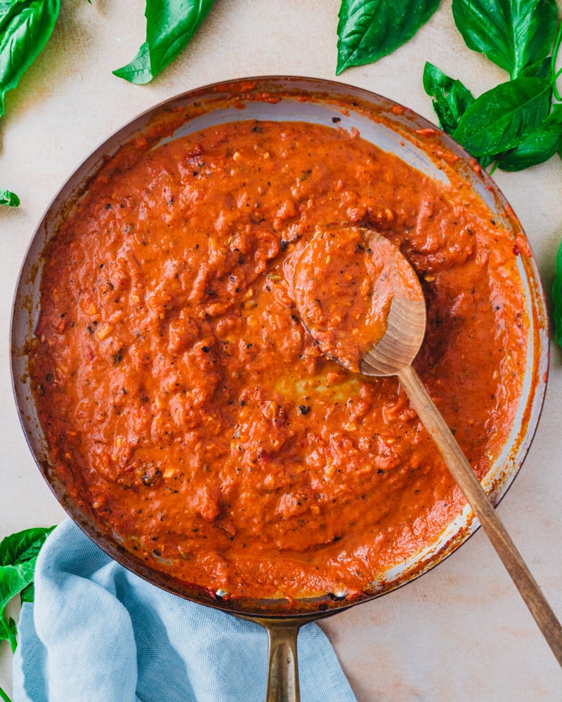 Tomato cream sauce