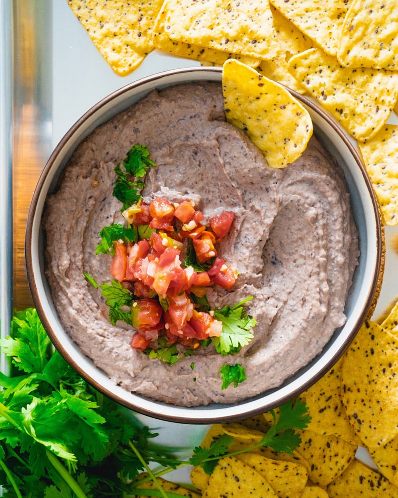 Black bean hummus