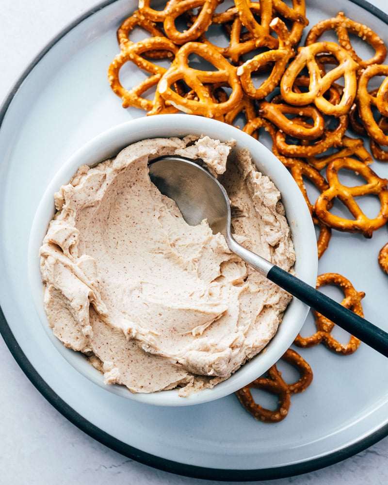 Cinnamon cream cheese