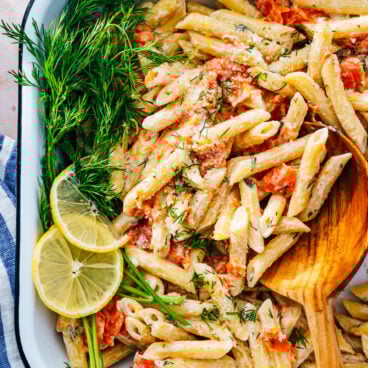 Smoked salmon pasta
