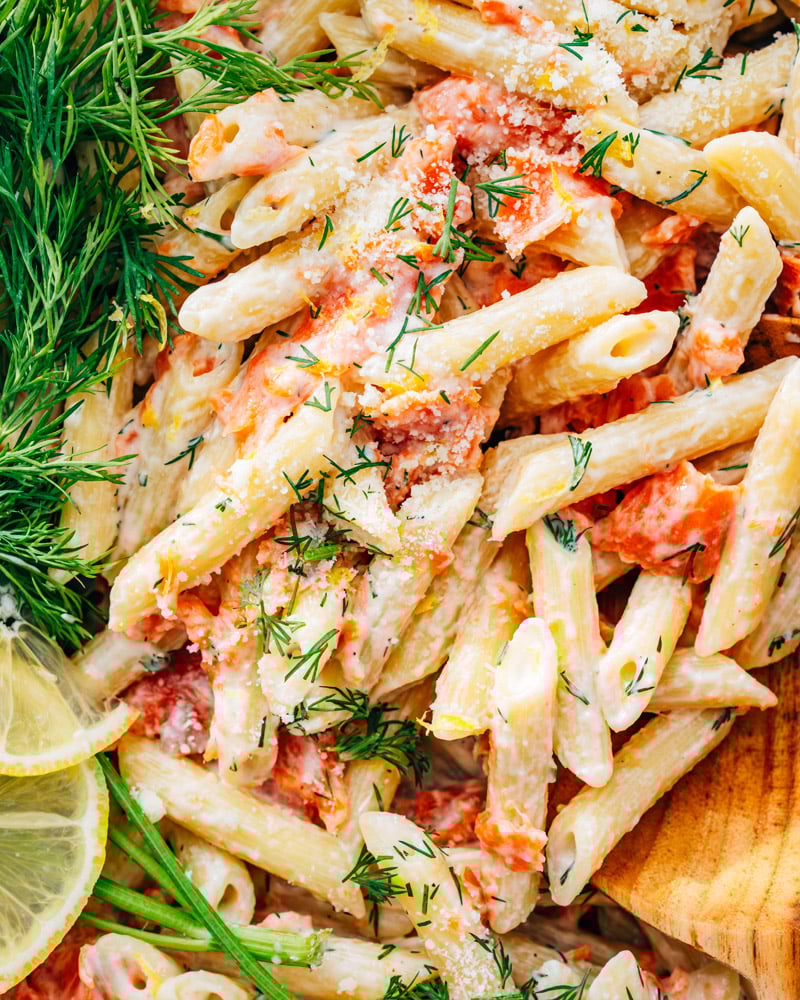 Smoked salmon pasta