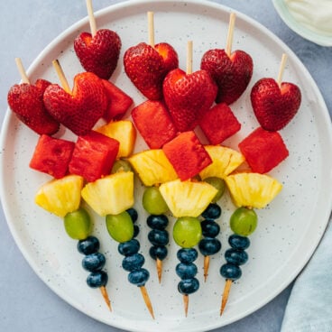 4th of July recipes: fruit skewers