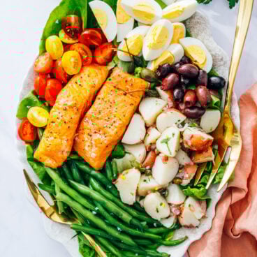Salmon nicoise salad