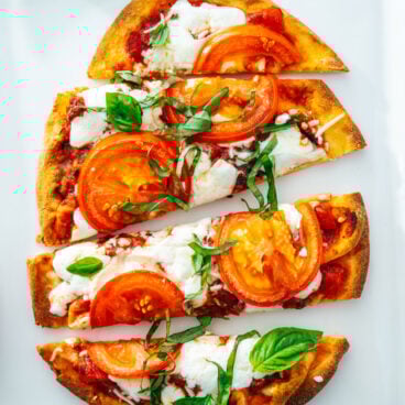 Margherita flatbread