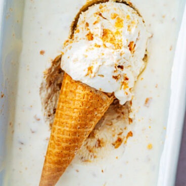 Cheesecake ice cream