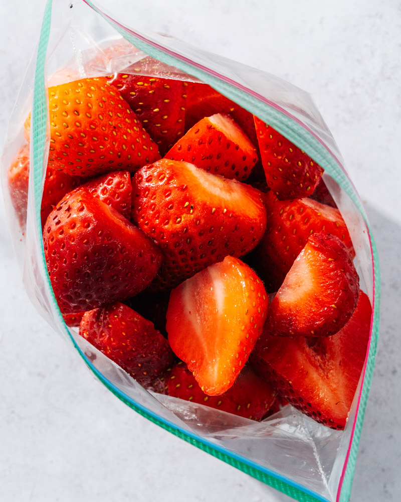 How to freeze strawberries