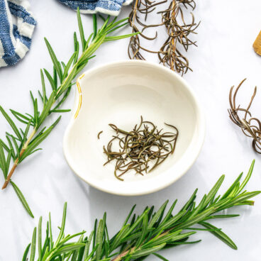 How to dry rosemary