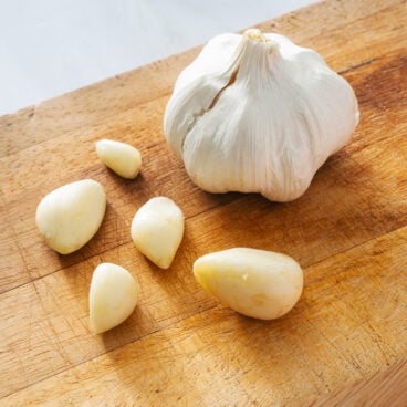 Can you freeze garlic