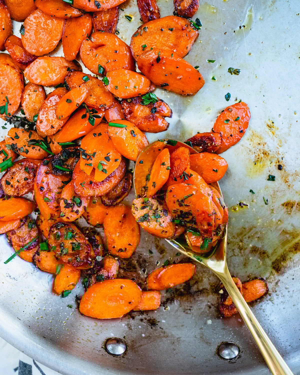 Carrot recipes, sauteed carrots in pan