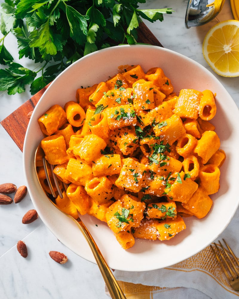 Roasted red pepper pasta