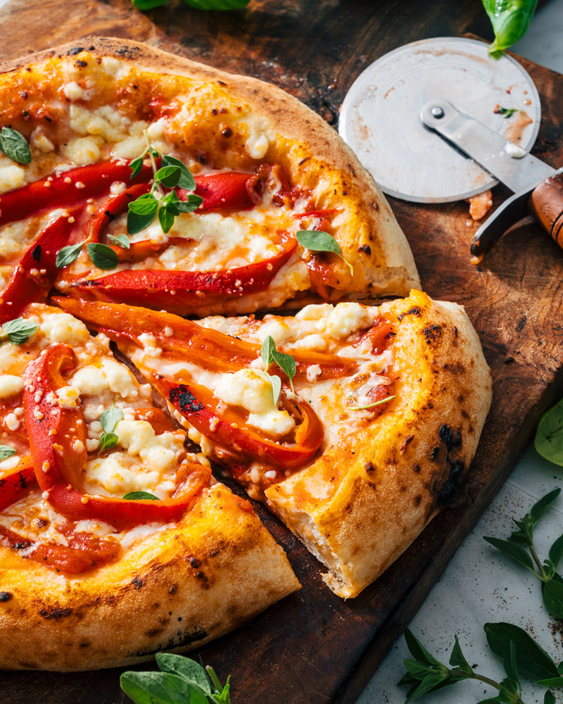 Red pepper pizza