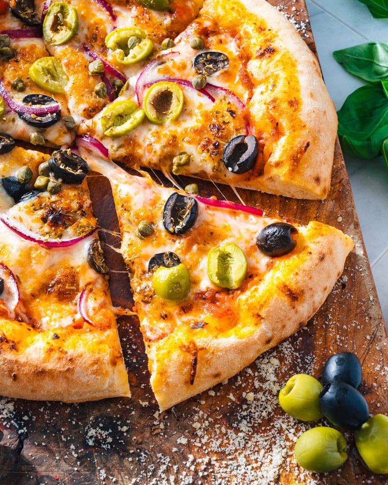 Green Olive Pizza