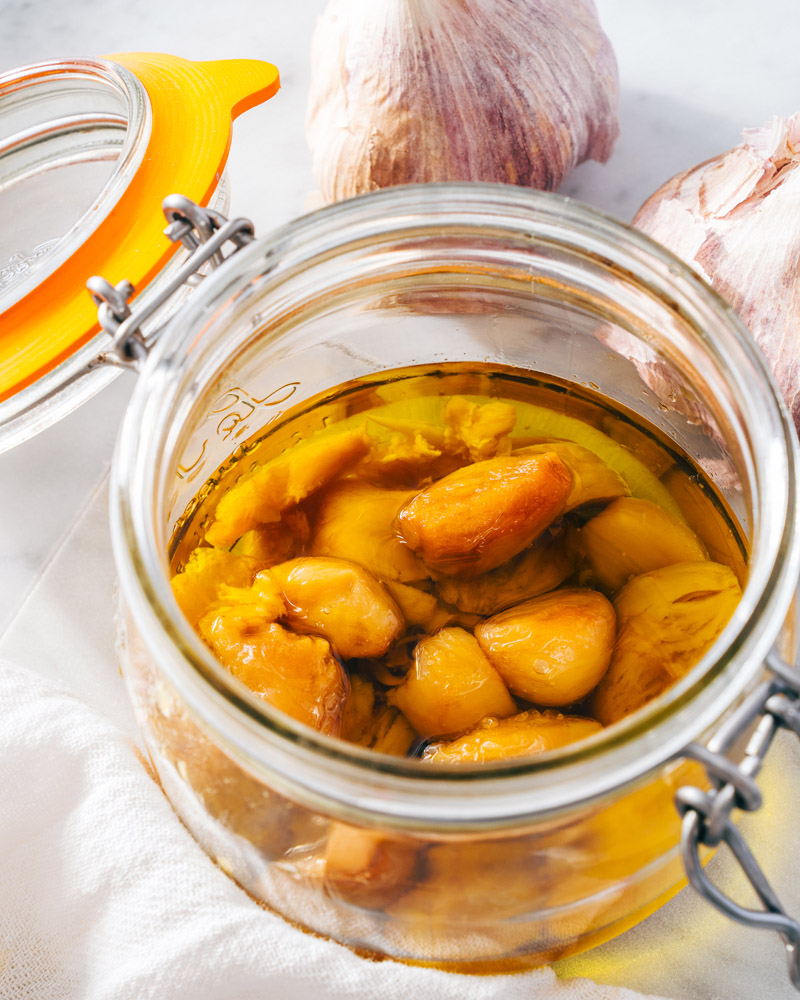 How to make garlic confit