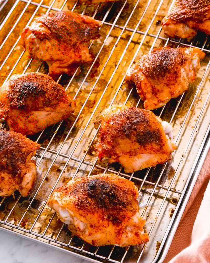Crispy chicken thighs, how to bake chicken thighs