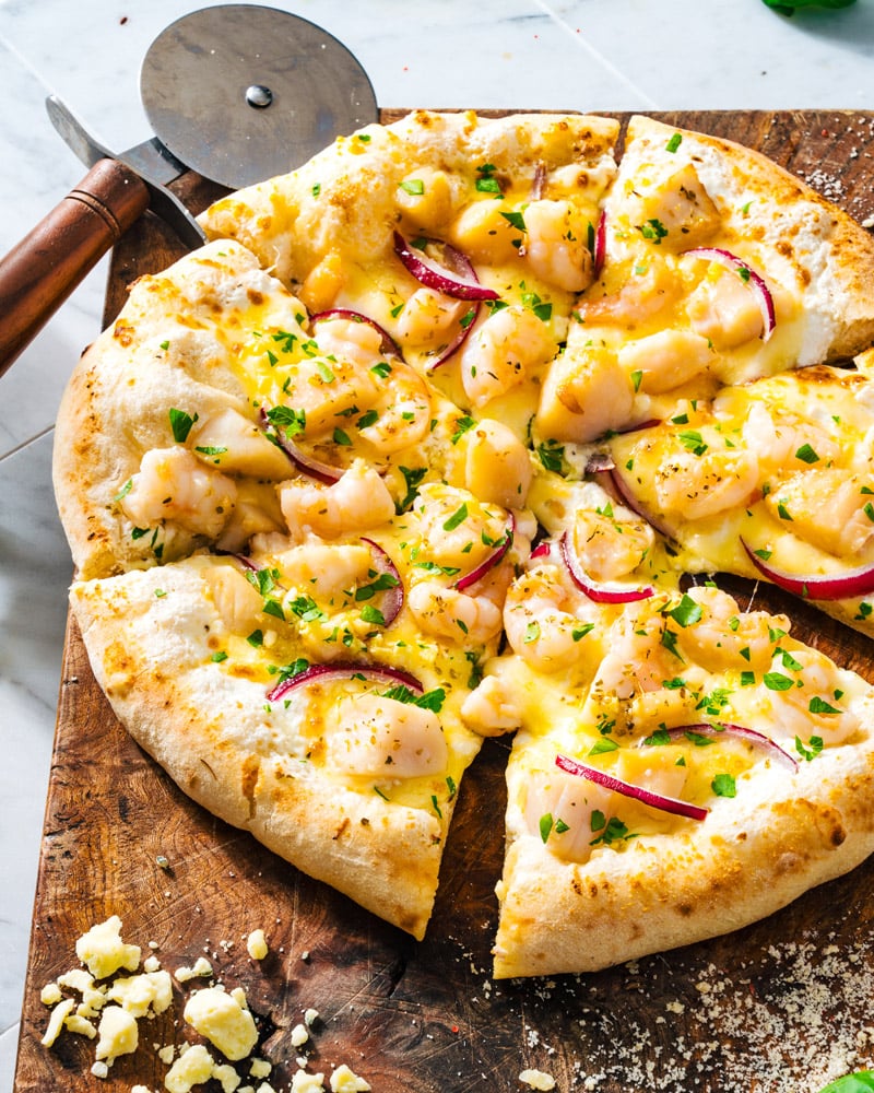 Seafood Pizza