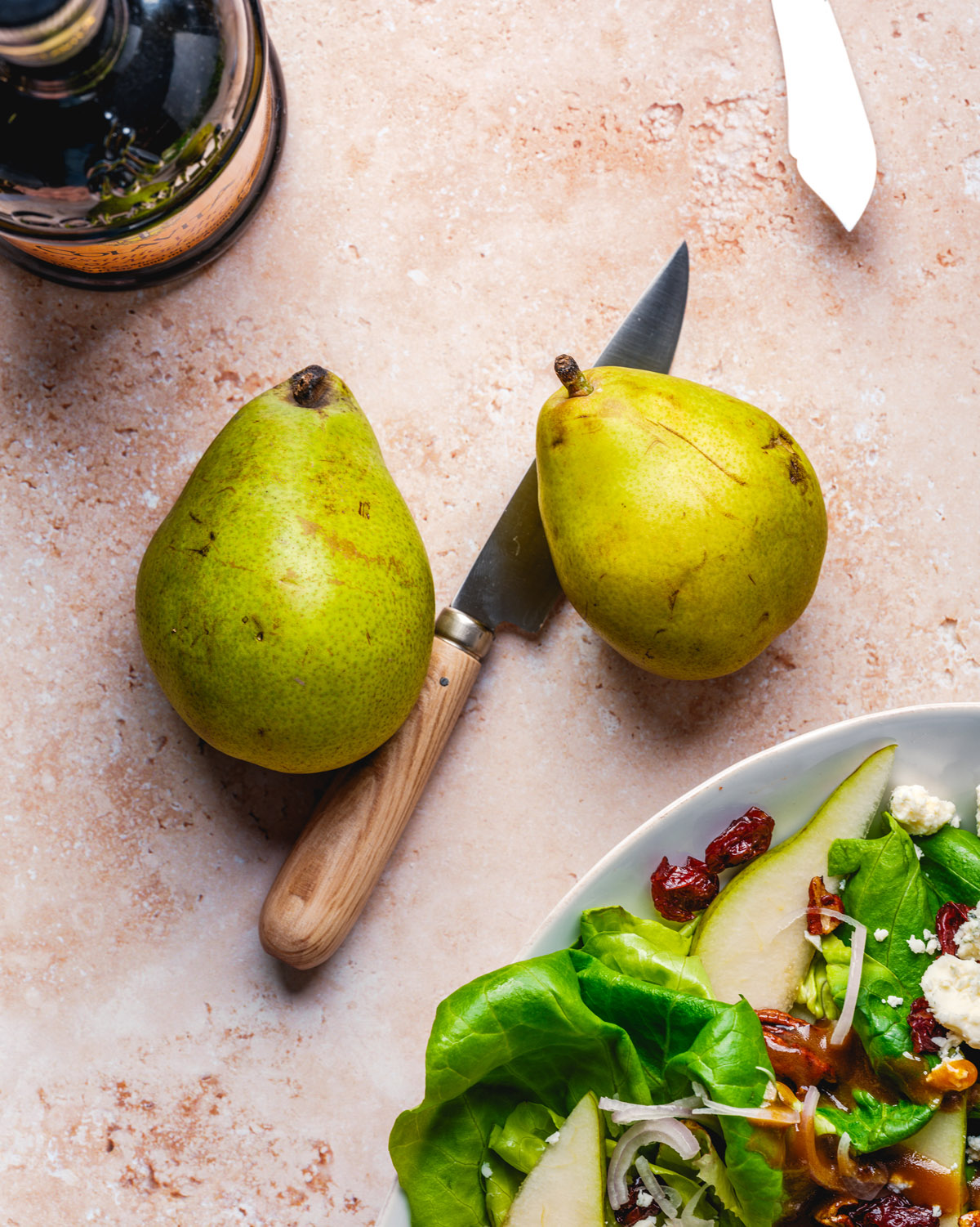 Pears with knife