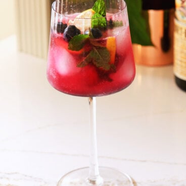 Lemon blueberry mocktail